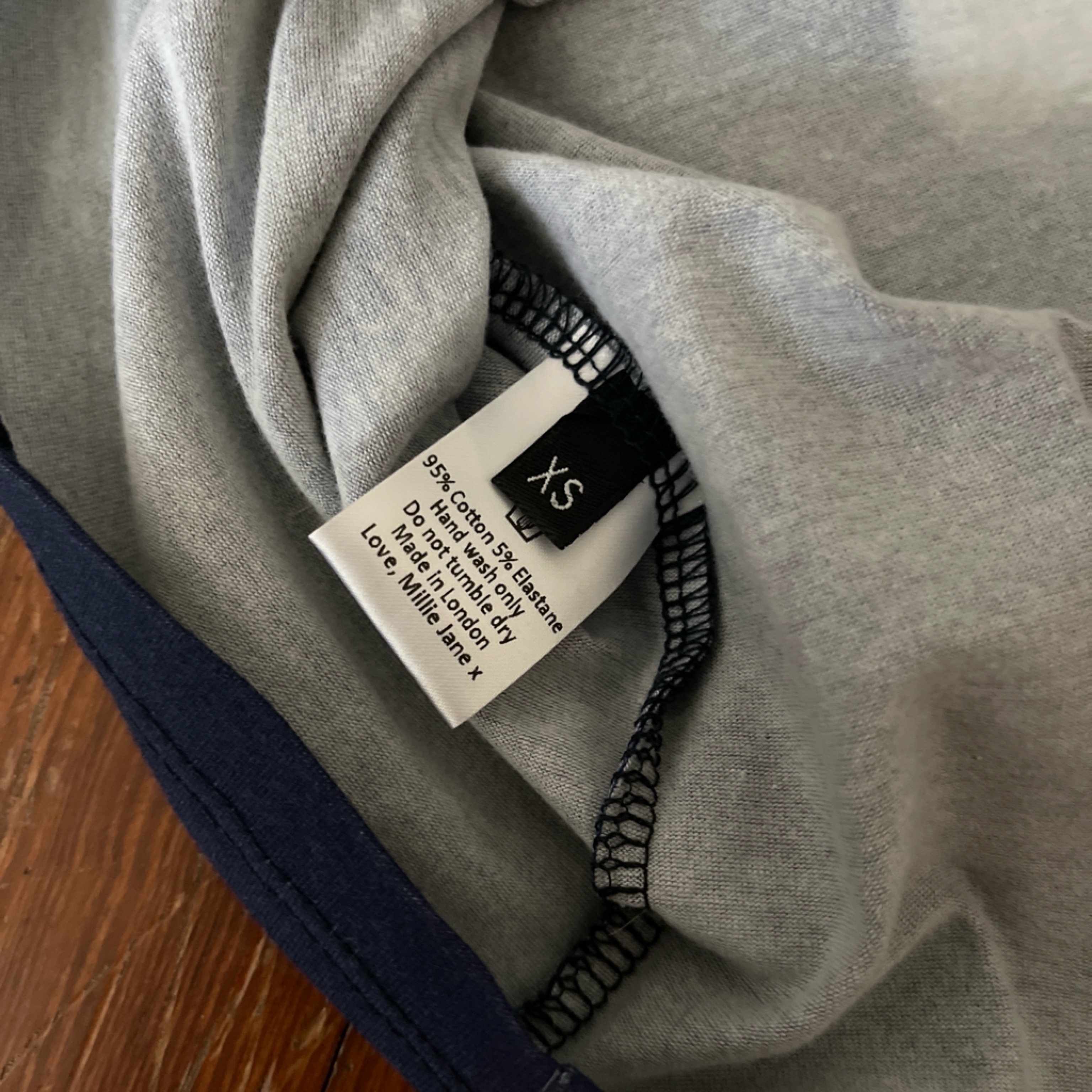 Nwt Millie Jane London Indigo Mini Dress Blue Flower Print Floral Art Chic — image 8 of 8